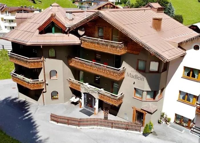 Chalet Madlein